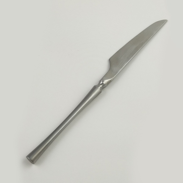 Нож столовый ,серебряный матовый цвет,серия "1920-Silver" P.L.